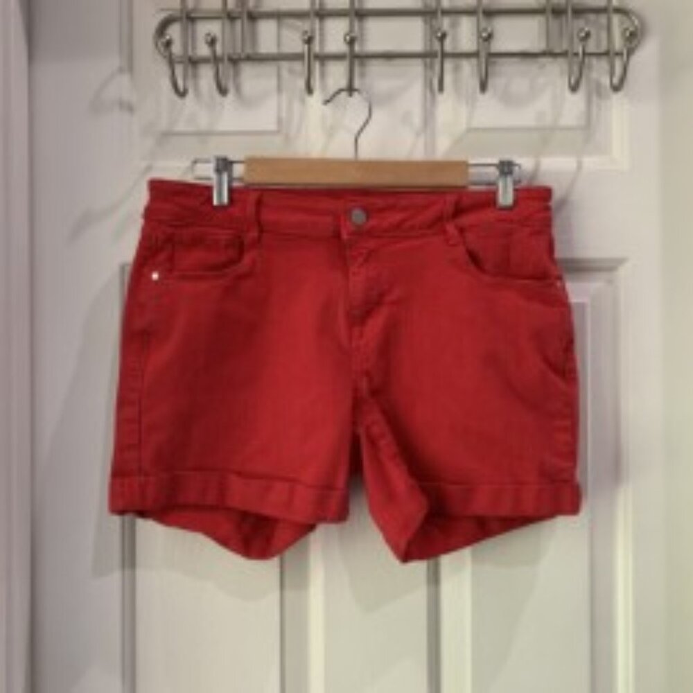 Red shorts, Sz 12, Very stretchy and comfy